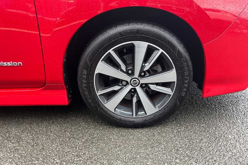 Used Nissan Leaf 2018 for sale - 76875243: Photo 6