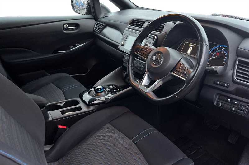 Used Nissan Leaf 2018 for sale - 76875243: Photo 8