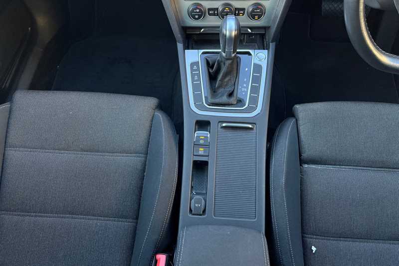 Used Volkswagen Passat 2018 for sale - 76668380: Photo 17