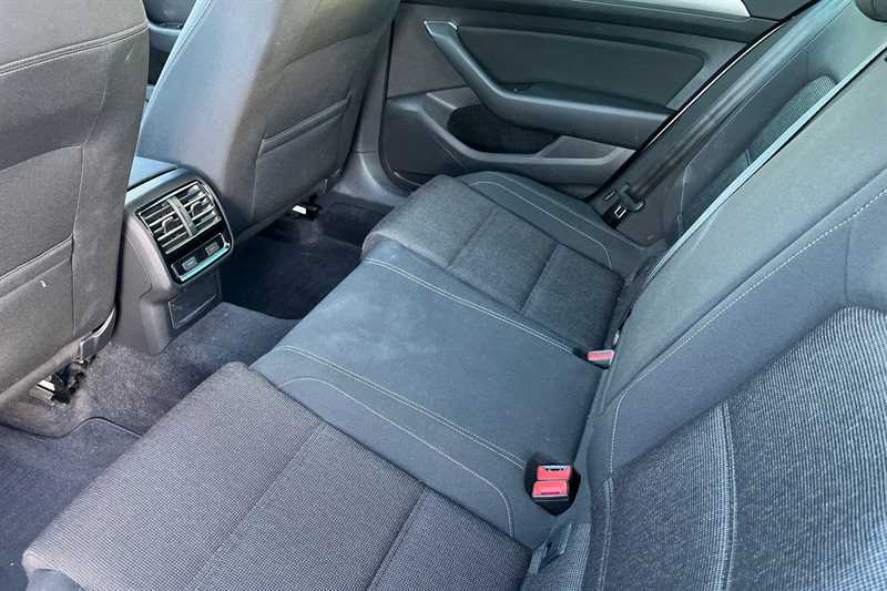 Used Volkswagen Passat 2018 for sale - 76668380: Photo 19