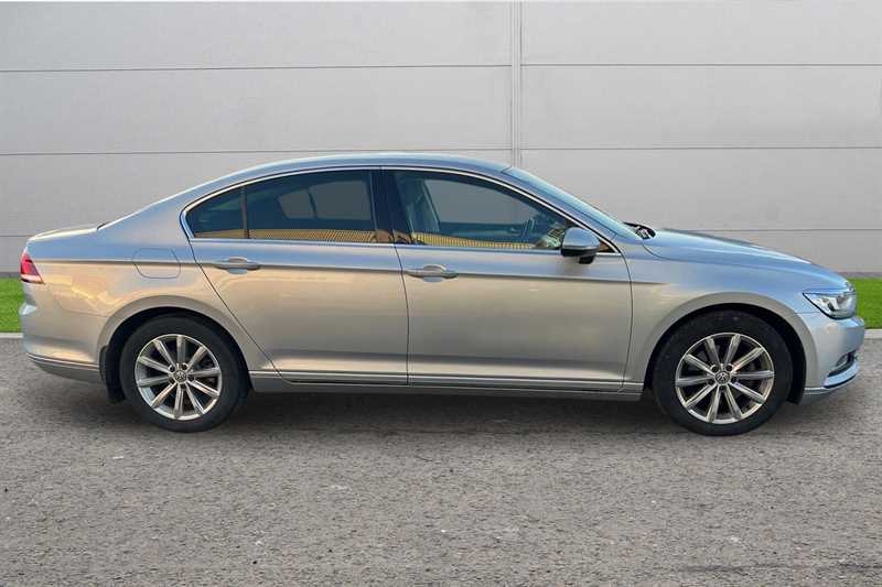Used Volkswagen Passat 2018 for sale - 76668380: Photo 3