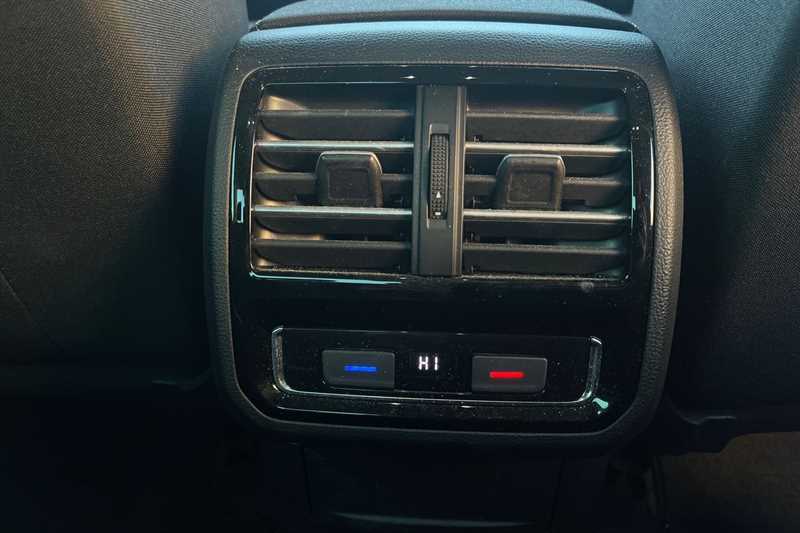 Used Volkswagen Passat 2018 for sale - 76668380: Photo 33