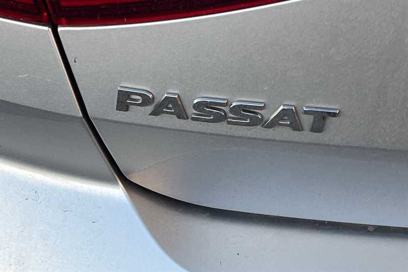 Used Volkswagen Passat 2018 for sale - 76668380: Photo 36