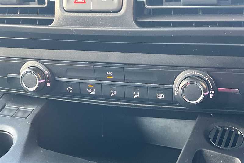 Used Peugeot Rifter 2020 for sale - 77031742: Photo 12