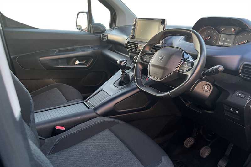 Used Peugeot Rifter 2020 for sale - 77031742: Photo 8