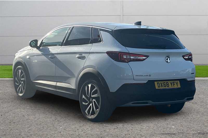 Used Vauxhall Grandland 2018 for sale - 76501650: Photo 2