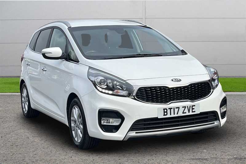 Used Kia Carens 2017 for sale - 76155286: Photo 1