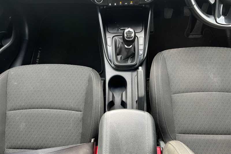 Used Kia Carens 2017 for sale - 76155286: Photo 17