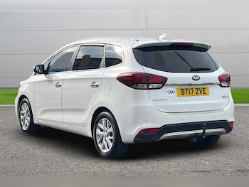 Used Kia Carens 2017 for sale - 76155286: Photo