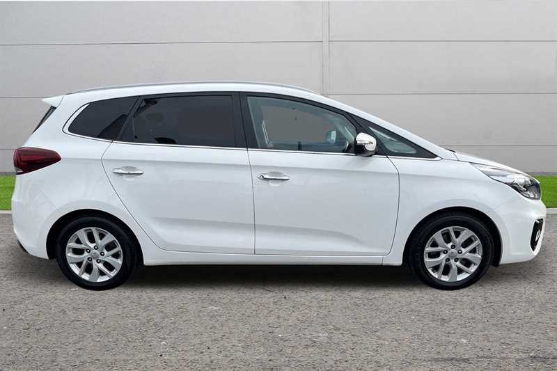 Used Kia Carens 2017 for sale - 76155286: Photo 3