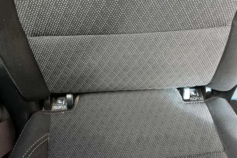 Used Kia Carens 2017 for sale - 76155286: Photo 34