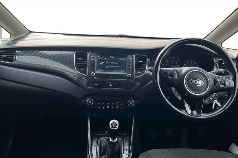 Used Kia Carens 2017 for sale - 76155286: Photo 9