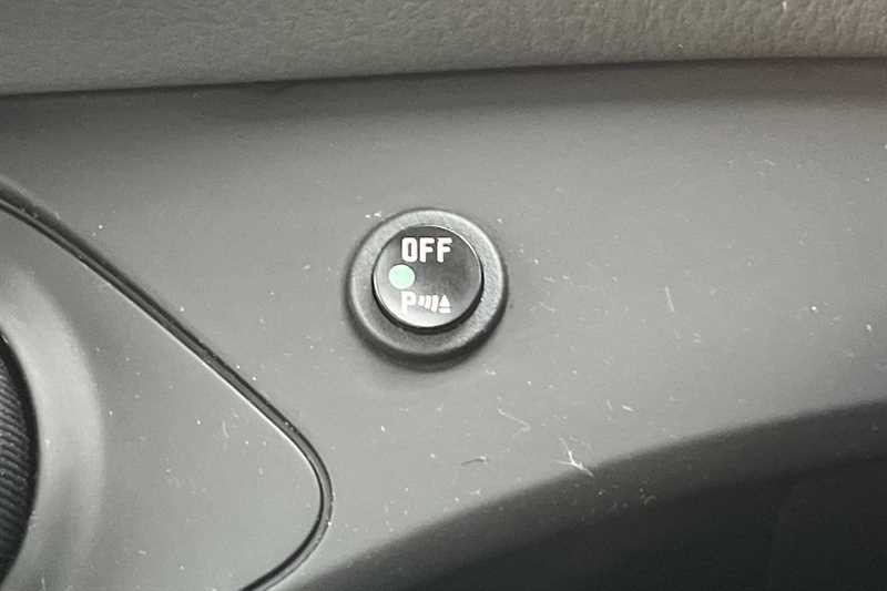 Used Toyota Yaris 2018 for sale - 76434873: Photo 29