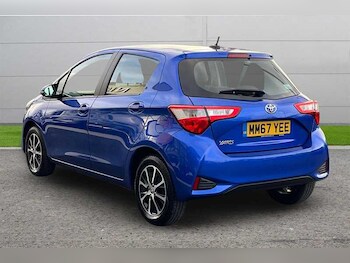 Used Toyota Yaris 2018 for sale - 76434873: Photo