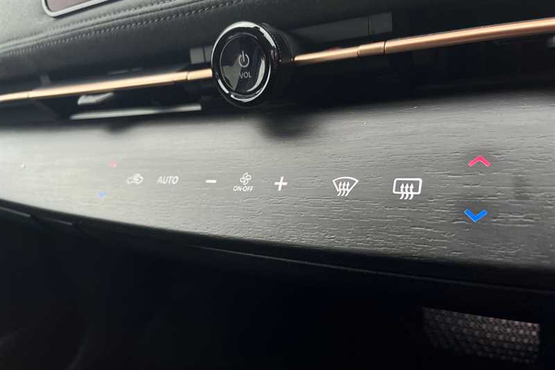 Used Nissan ARIYA 2024 for sale - 77942225: Photo 30