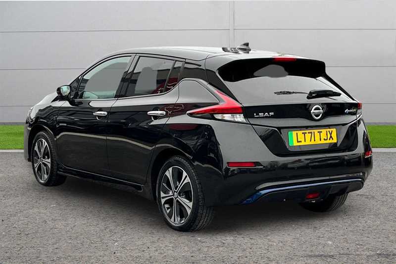 Used Nissan Leaf 2021 for sale - 76434887: Photo 2