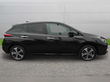 Used Nissan Leaf 2021 for sale - 76434887: Photo