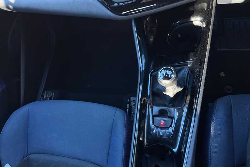 Used Toyota C-HR 2017 for sale - 76668369: Photo 17