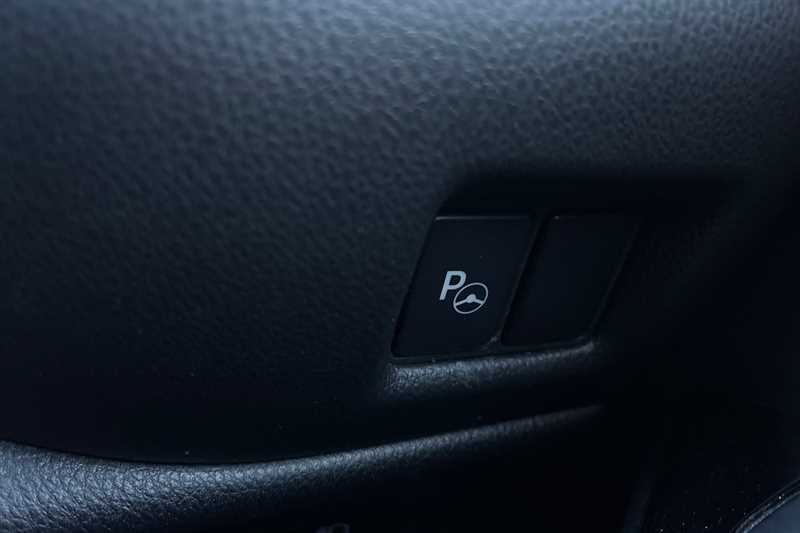 Used Toyota C-HR 2017 for sale - 76668369: Photo 21