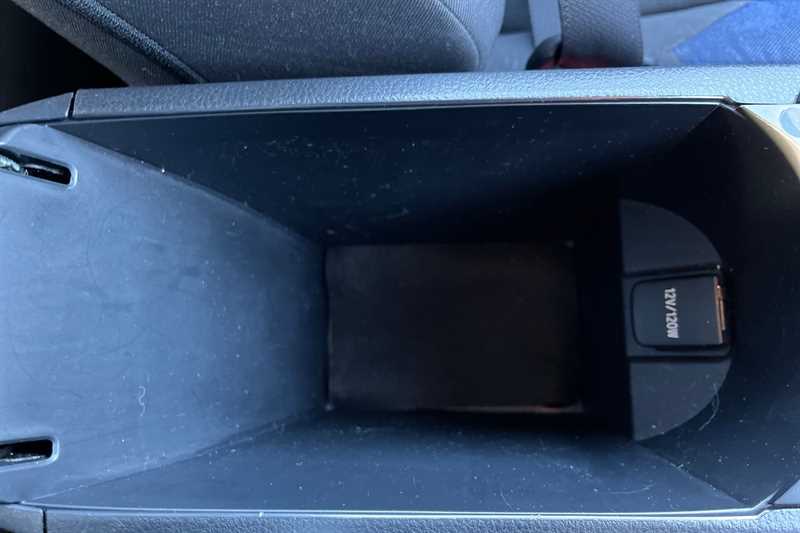 Used Toyota C-HR 2017 for sale - 76668369: Photo 29