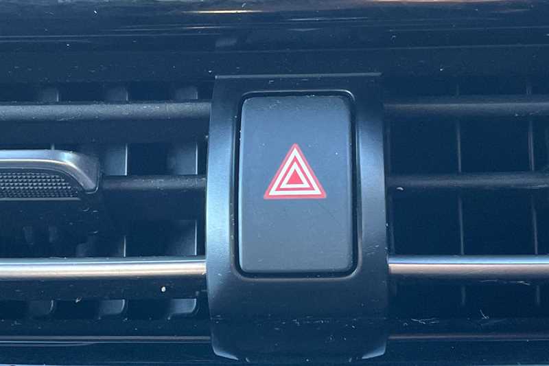 Used Toyota C-HR 2017 for sale - 76668369: Photo 33