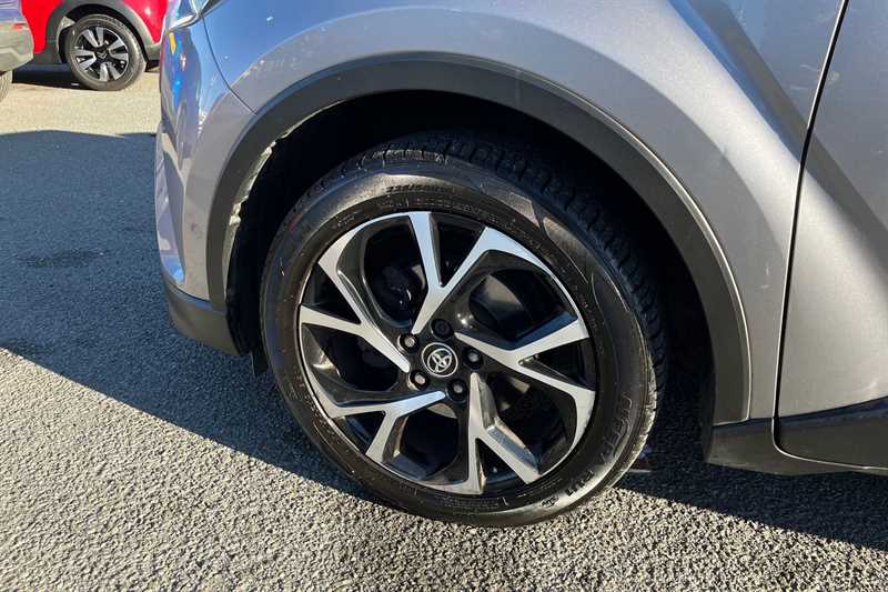 Used Toyota C-HR 2017 for sale - 76668369: Photo 38