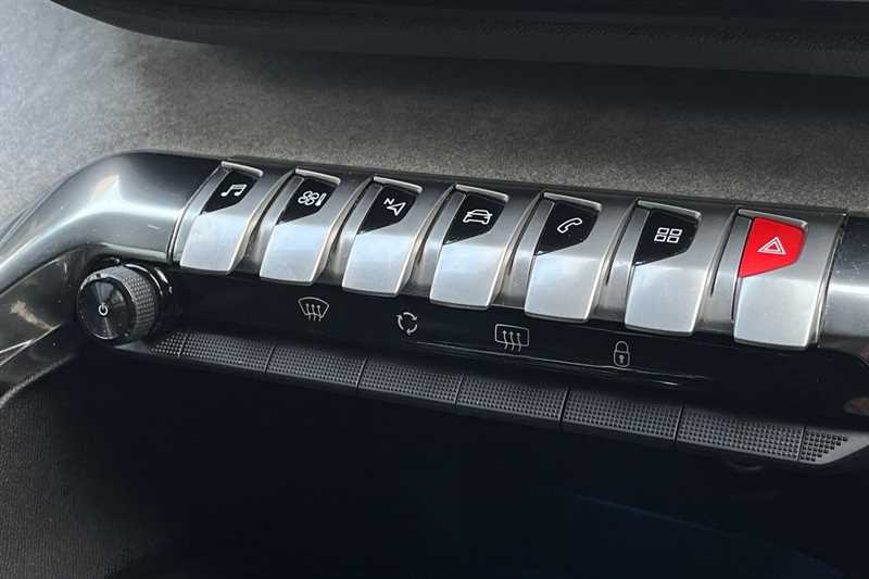 Used Peugeot 3008 2022 for sale - 77442769: Photo 32