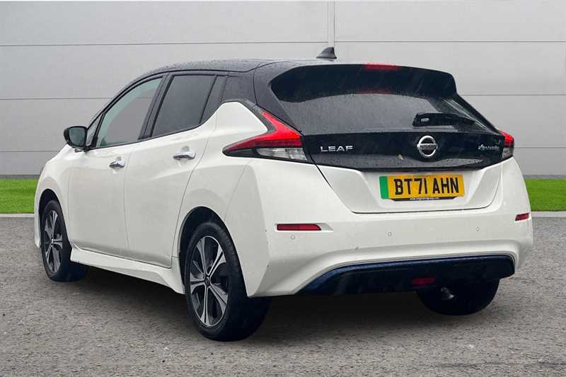 Used Nissan Leaf 2021 for sale - 76928245: Photo 2