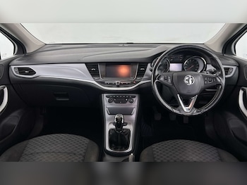 Used Vauxhall Astra 2017 for sale - 76176409: Photo