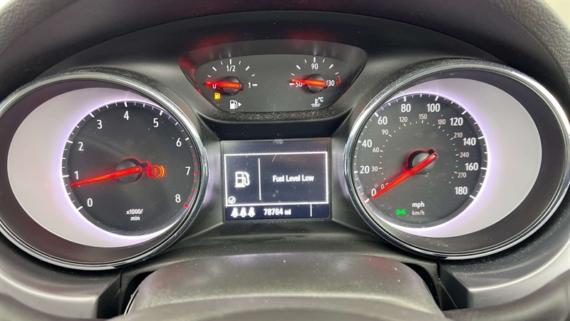 Used Vauxhall Astra 2017 for sale - 76176409: Photo 3