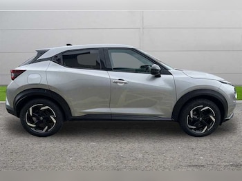 Used Nissan Juke 2023 for sale - 78530651: Photo