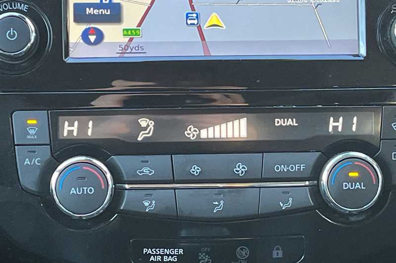 Used Nissan Qashqai for sale - 76668388: Photo 13