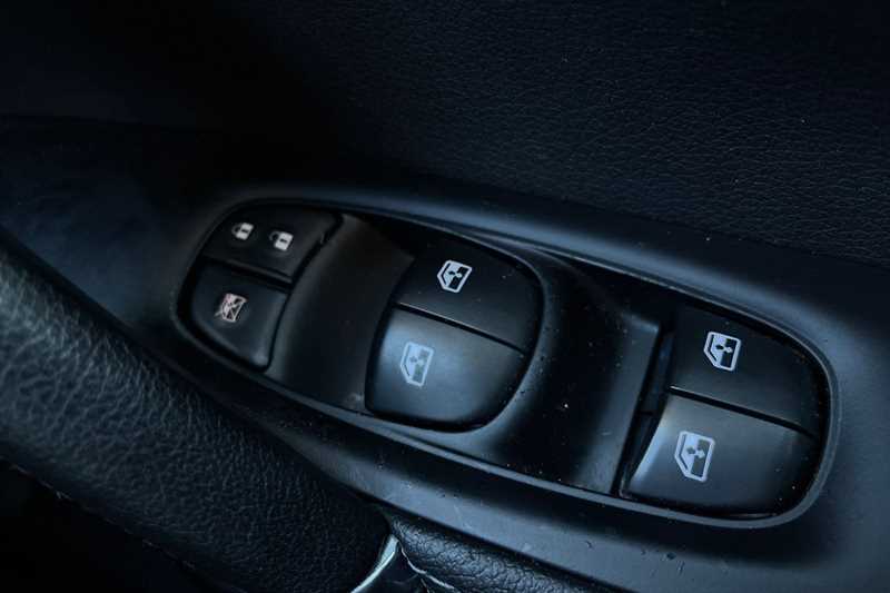 Used Nissan Qashqai for sale - 76668388: Photo 19