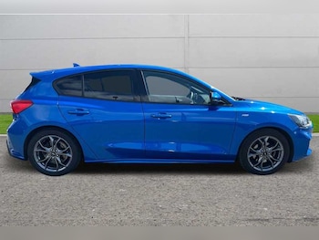 Used Ford Focus 2021 for sale - 75495962: Photo