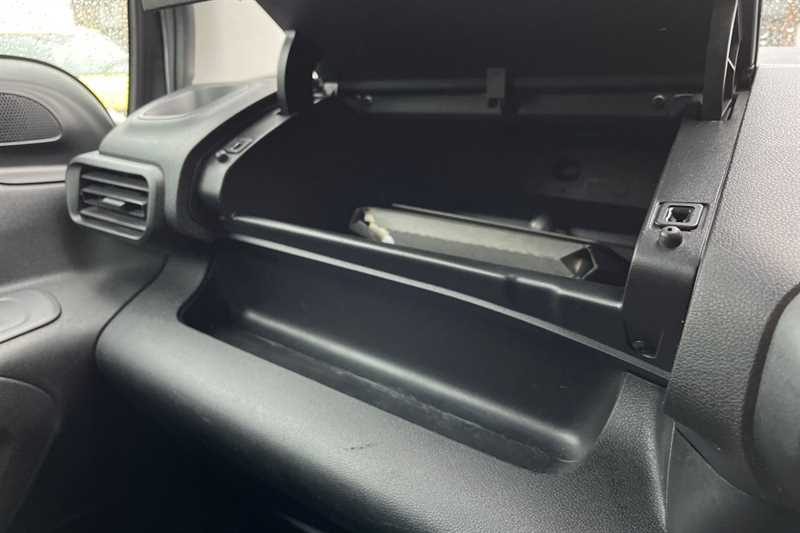 Used Vauxhall Combo Life 2022 for sale - 76155117: Photo 31