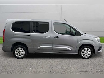 Used Vauxhall Combo Life 2022 for sale - 76155117: Photo 3
