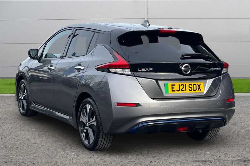 Used Nissan Leaf 2021 for sale - 77627806: Photo 2