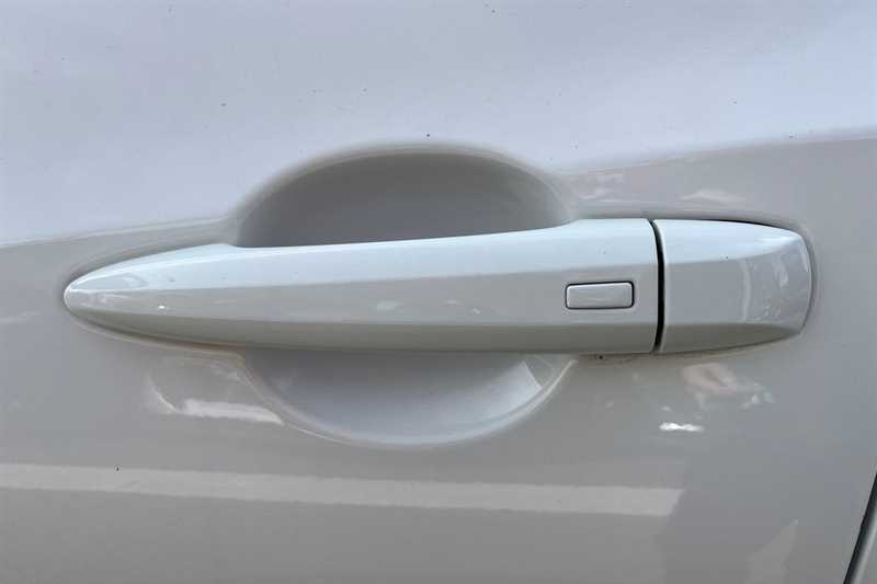 Used Nissan Juke 2023 for sale - 77894118: Photo 32