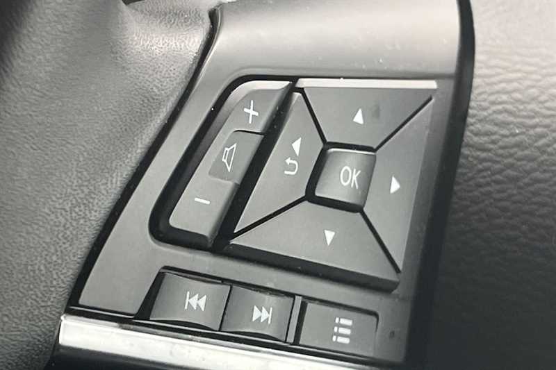 Used Nissan Juke 2024 for sale - 76074650: Photo 16