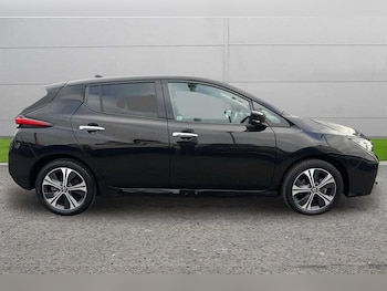 Used Nissan Leaf 2021 for sale - 76248724: Photo