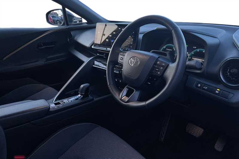 Used Toyota C-HR 2024 for sale - 77134095: Photo 8