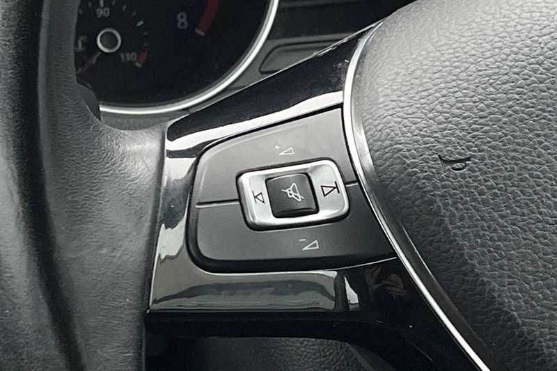 Used Volkswagen Polo 2016 for sale - 76760834: Photo 16