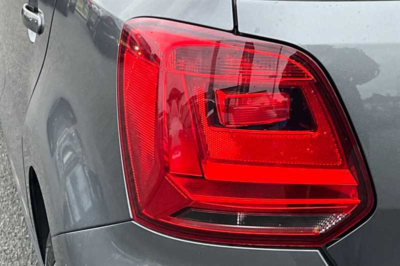 Used Volkswagen Polo 2016 for sale - 76760834: Photo 36