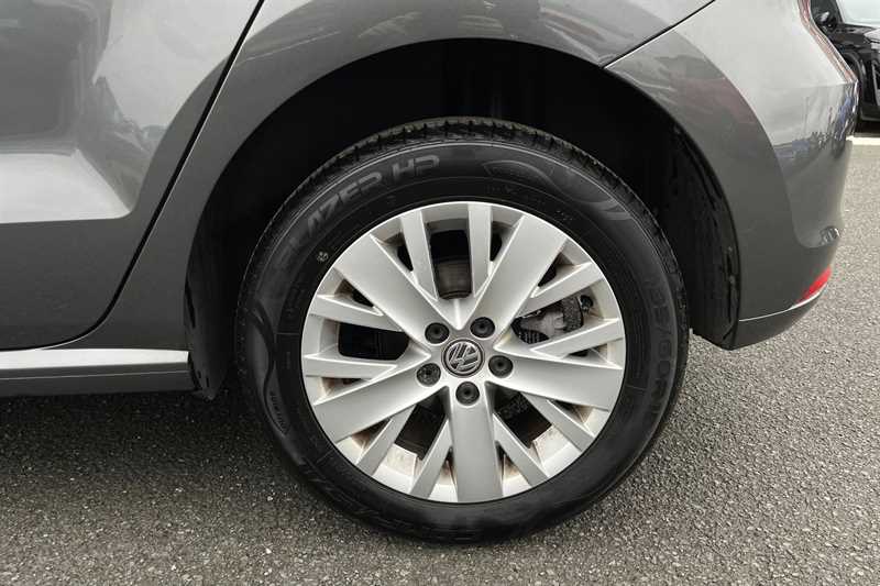 Used Volkswagen Polo 2016 for sale - 76760834: Photo 6