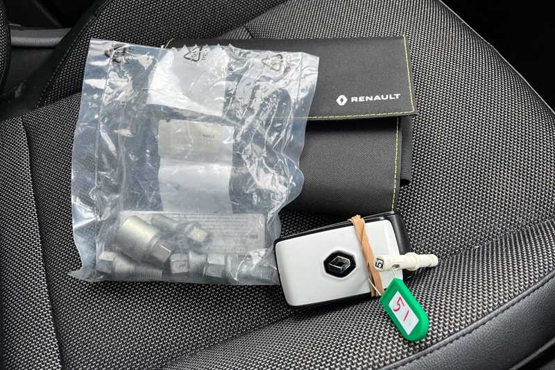 Used Renault Captur 2022 for sale - 77428449: Photo 36