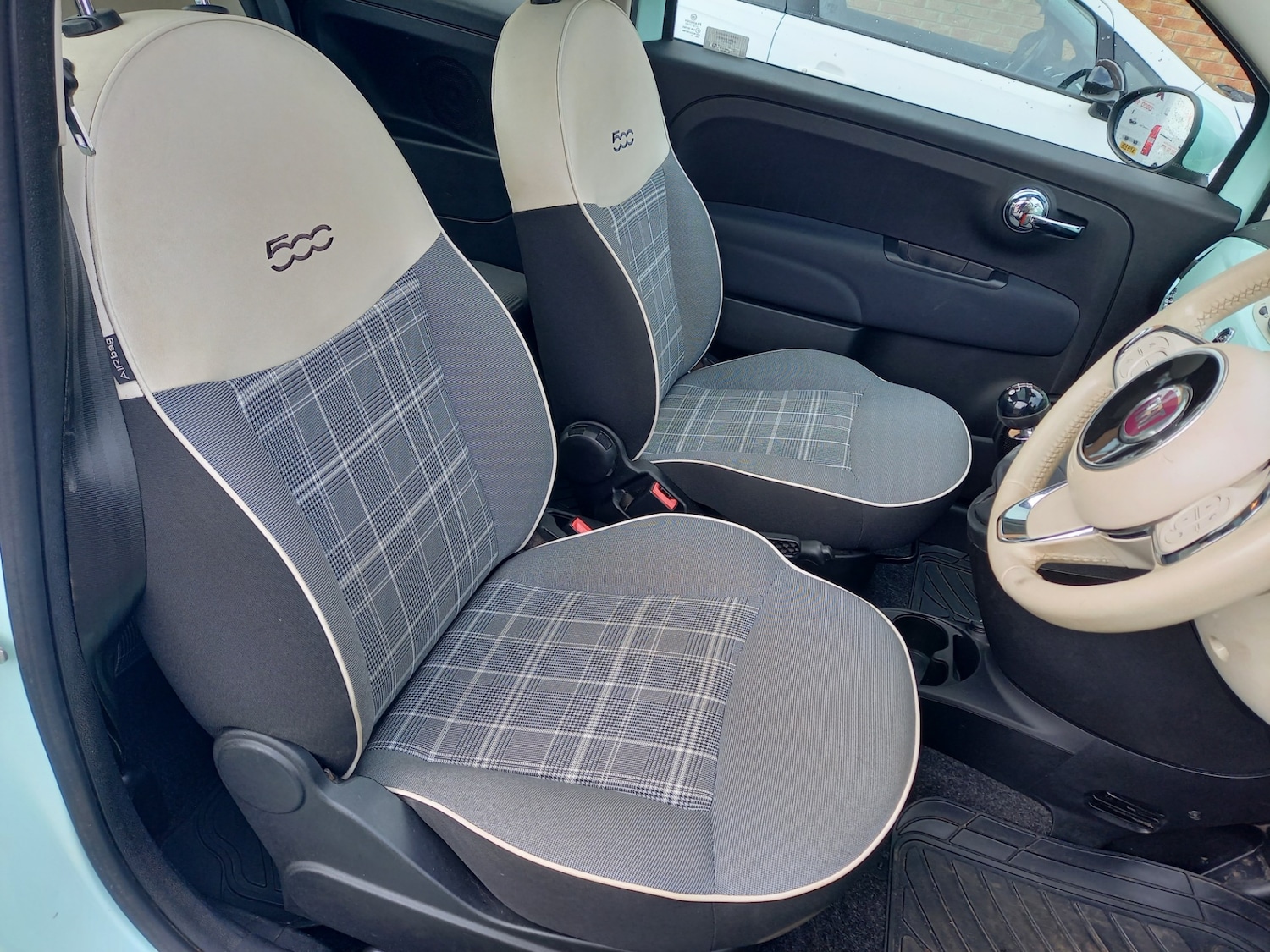 Used Fiat 500 2018 for sale - 78040532: Photo 4