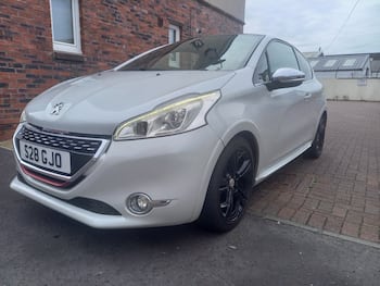Used Peugeot 208 2014 for sale - 79661700: Photo