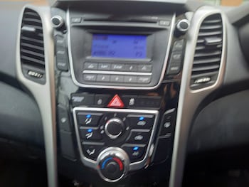 Used Hyundai i30 2013 for sale - 78716632: Photo