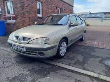 2001 (Y) - 1.6 16V Expression + 5dr