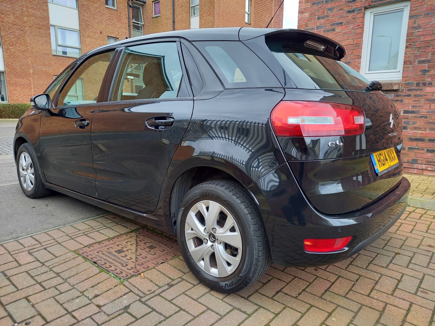 Used Citroen C4 Picasso 2014 for sale - 77460006: Photo 2